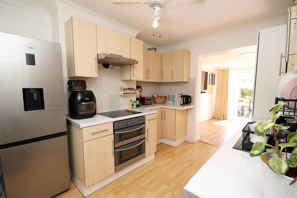 House in Dartford - View 4
