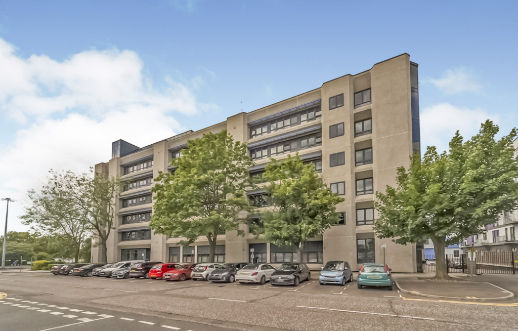 Main image of property: Skyline House, SG1