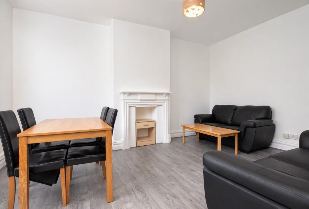 Apartment in London - View 2