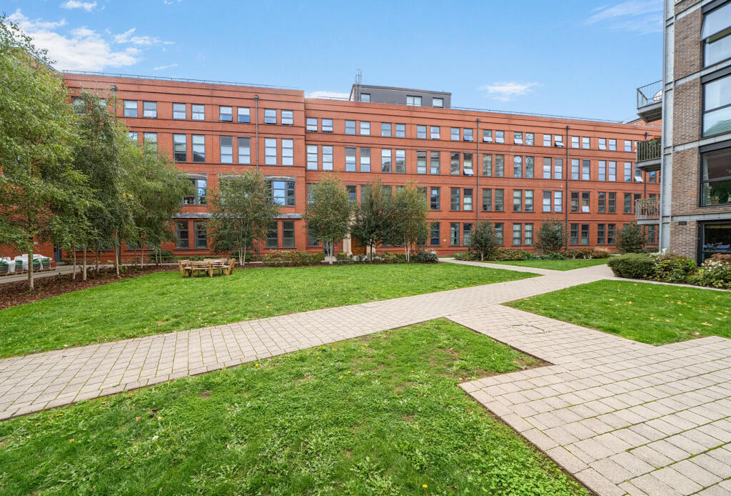 Apartment in Bristol, Wapping Wharf, Southville - View 2