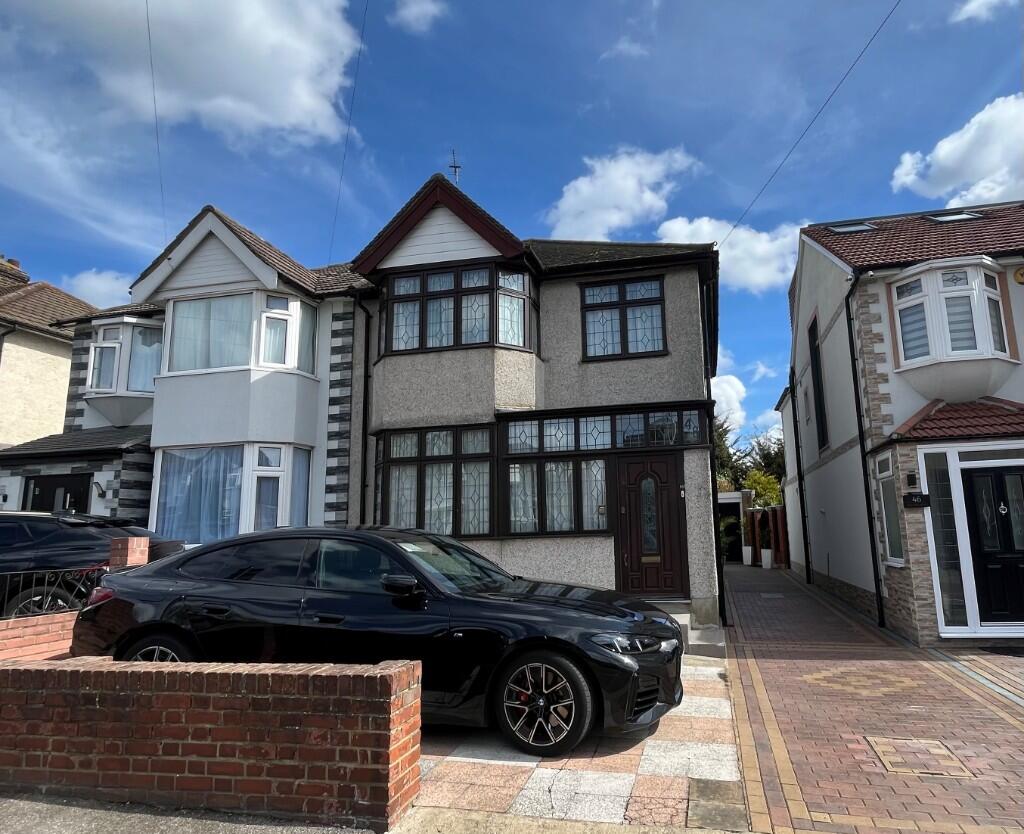 Main image of property: Park End Road, Romford, RM1