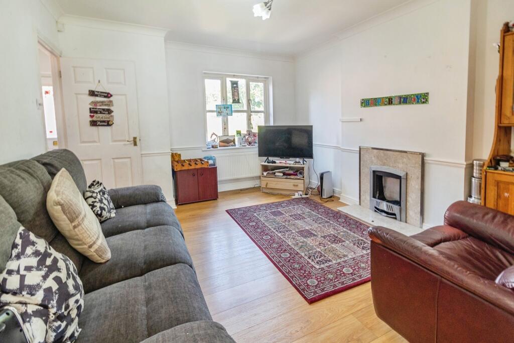 House in Milton Keynes, Shenley Brook End - View 5