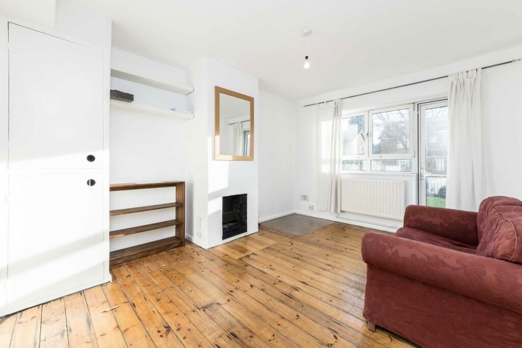 Main image of property: Holdernesse Road, Balham
