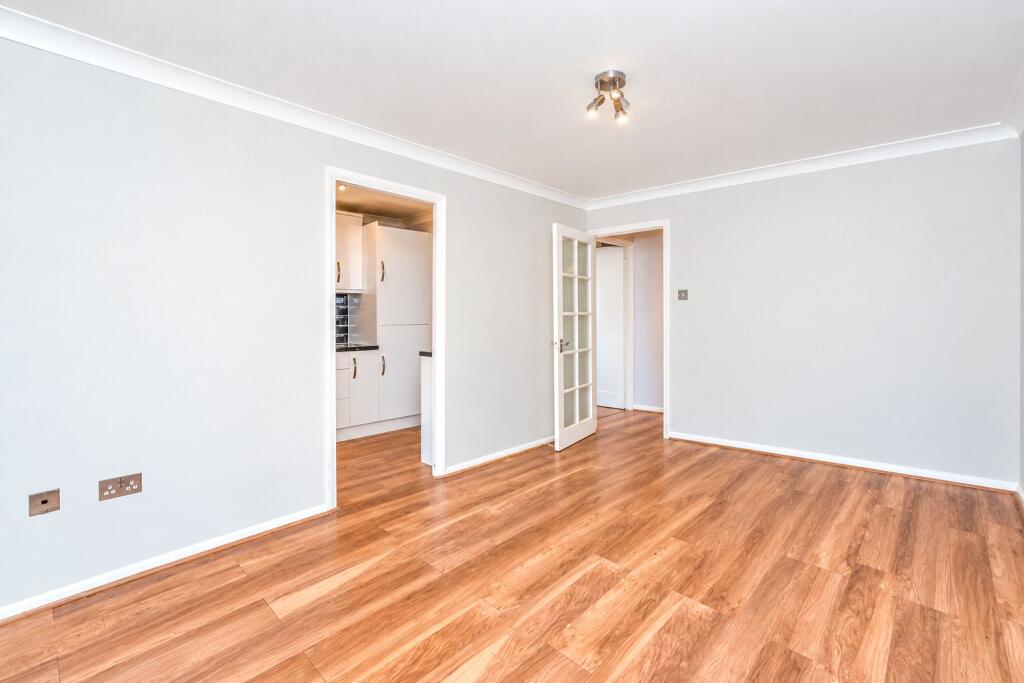 Apartment in London - View 3