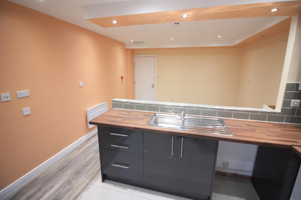 Main image of property: Roundhay Road, Leeds, LS8