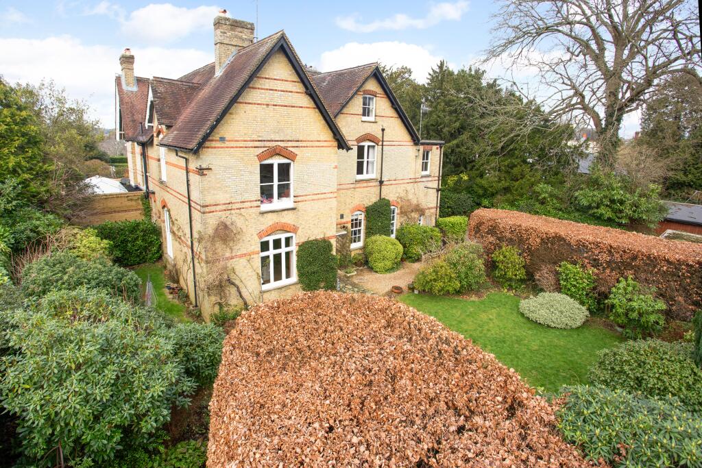 Broadwater Down, Tunbridge Wells, TN2 - View 2