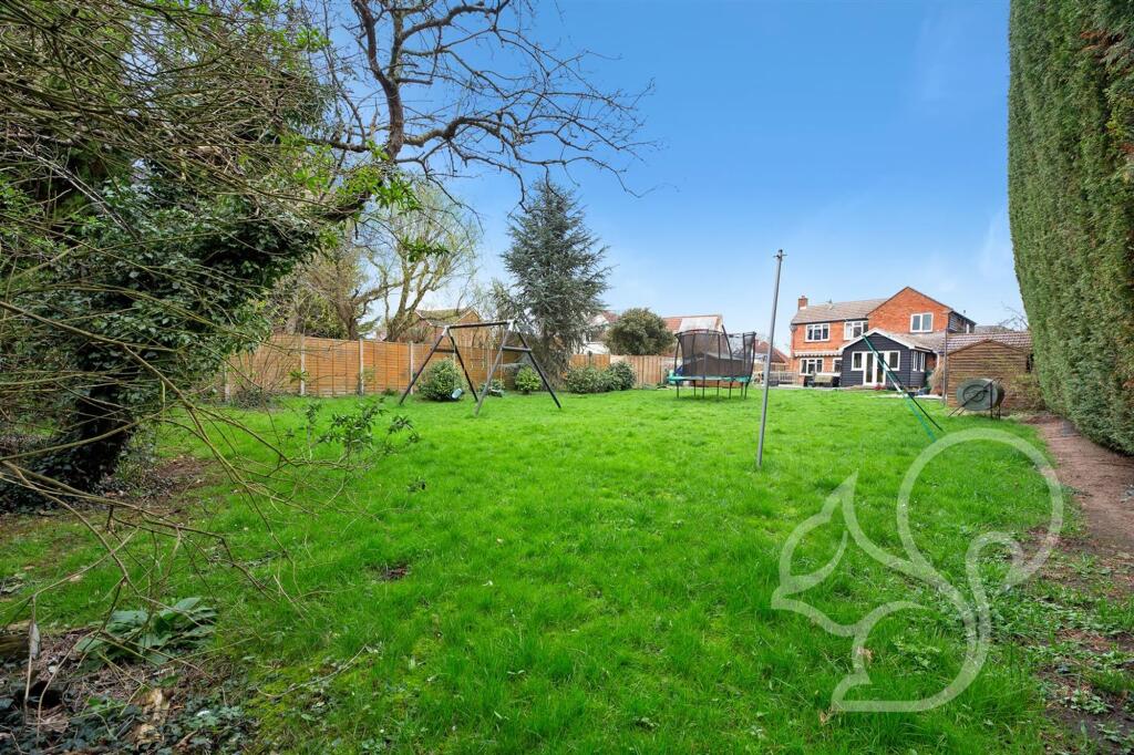 Firs Road, West Mersea, CO5 photo 2