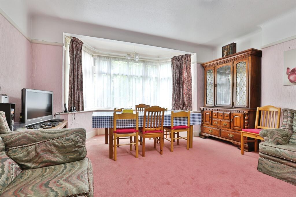 Apartment in Bournemouth - View 3