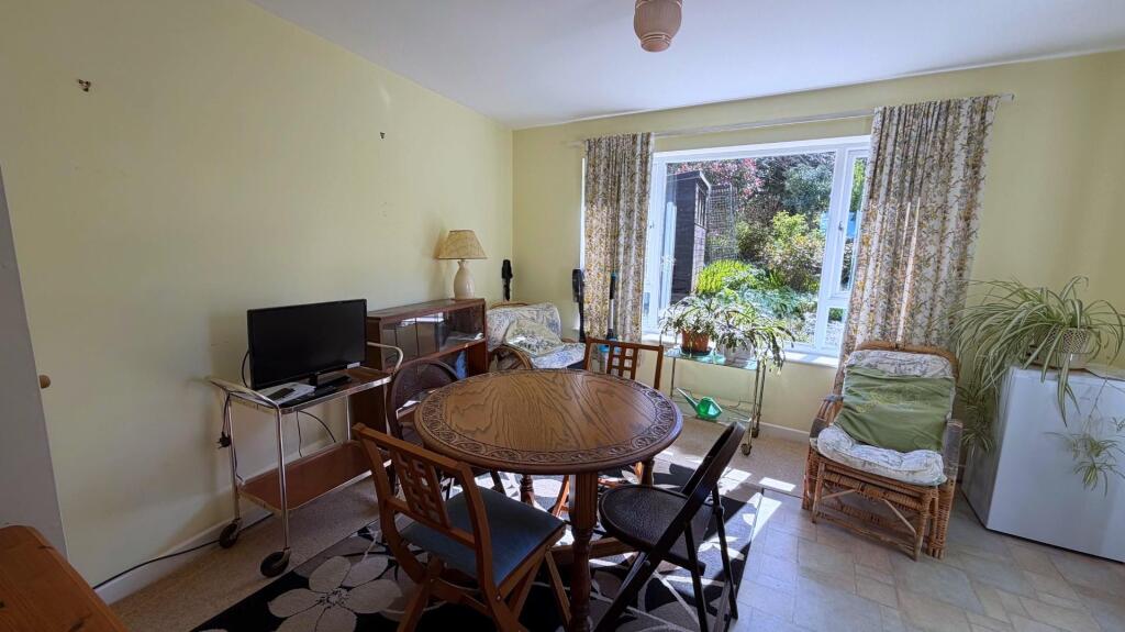Manor Close, Eastbourne - View 5