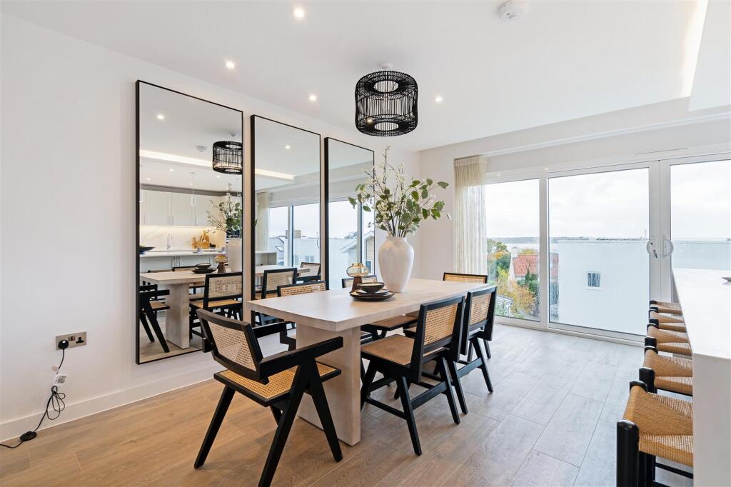 Additional image 8 of Sandbanks Road, Lilliput