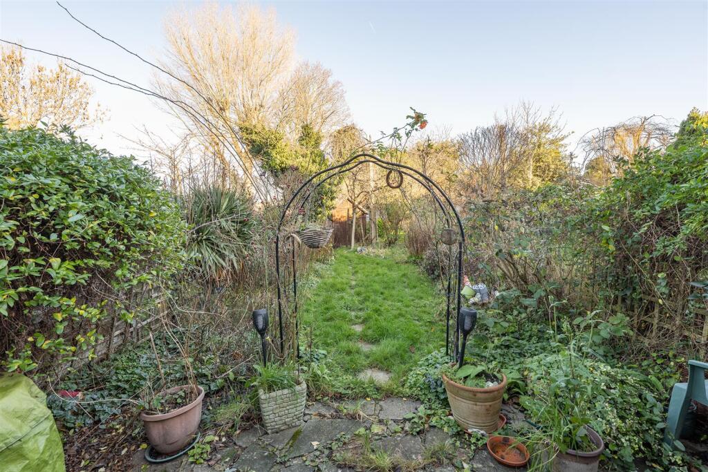 House in London - View 4