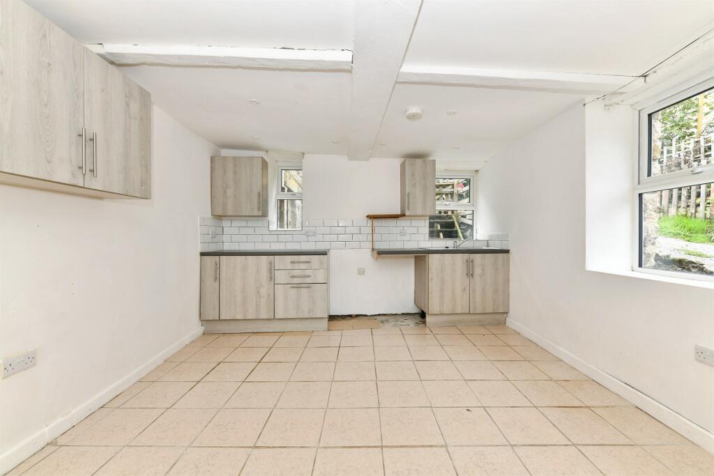House in Bath - View 2