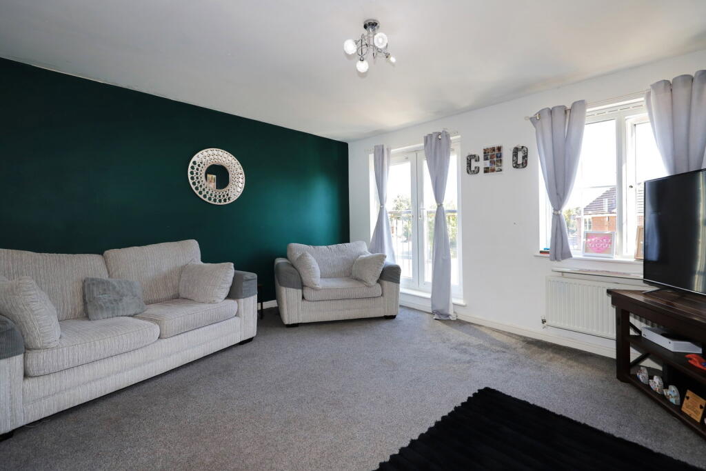 House in Walsall, West Midlands - View 4