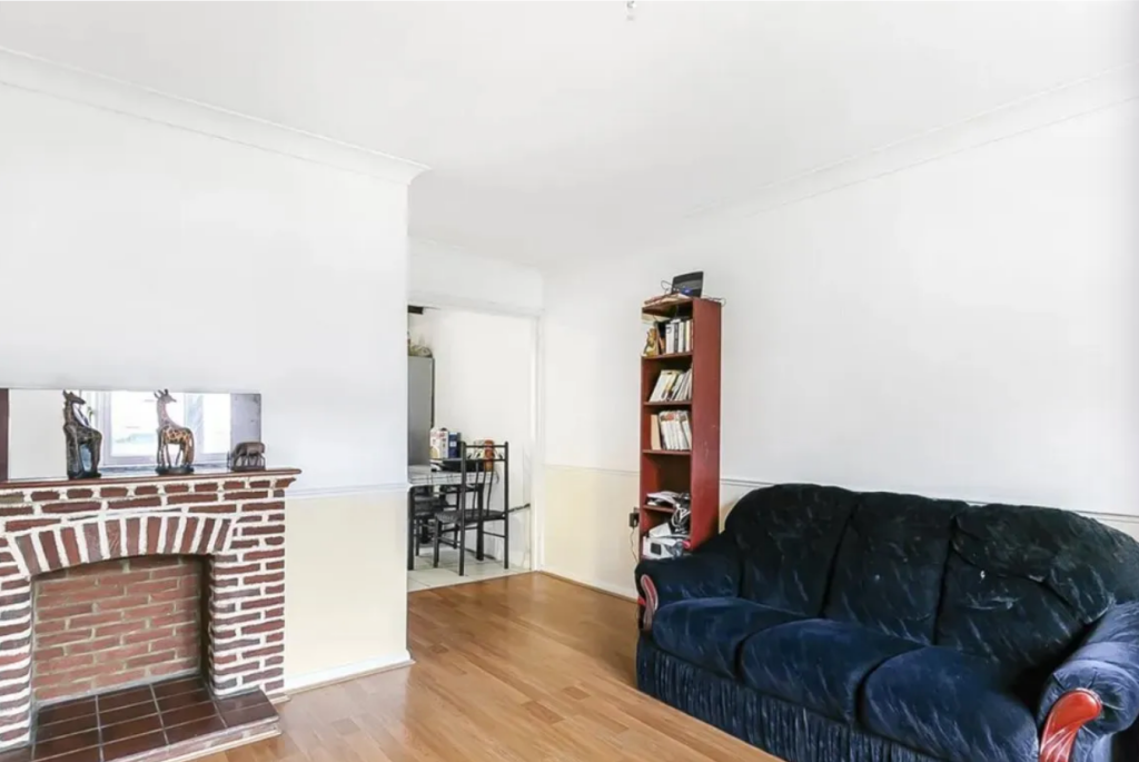 Moorlands Avenue, Mill Hill, London NW7 photo 3