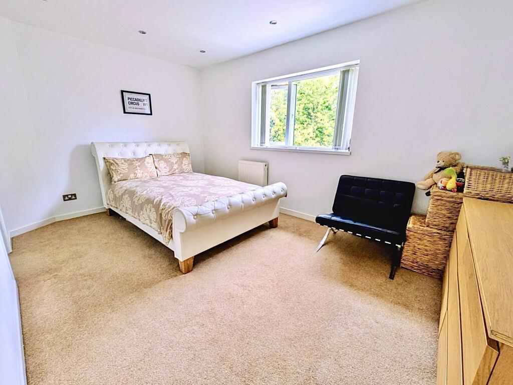 Additional image 18 of Haworth Road, Bradford, BD9