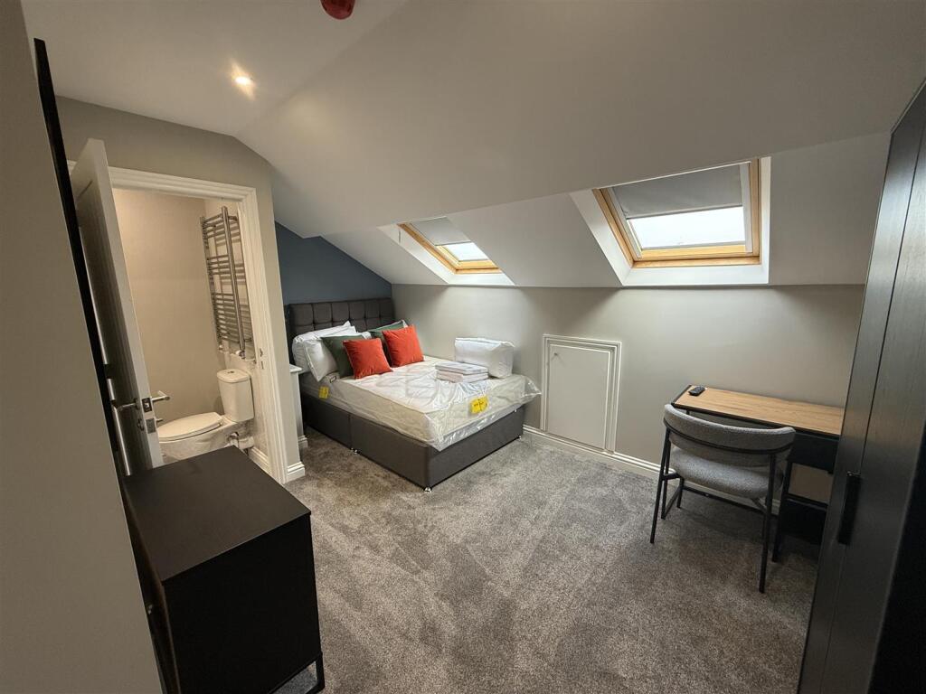 Main image of property: Farm Street, Derby