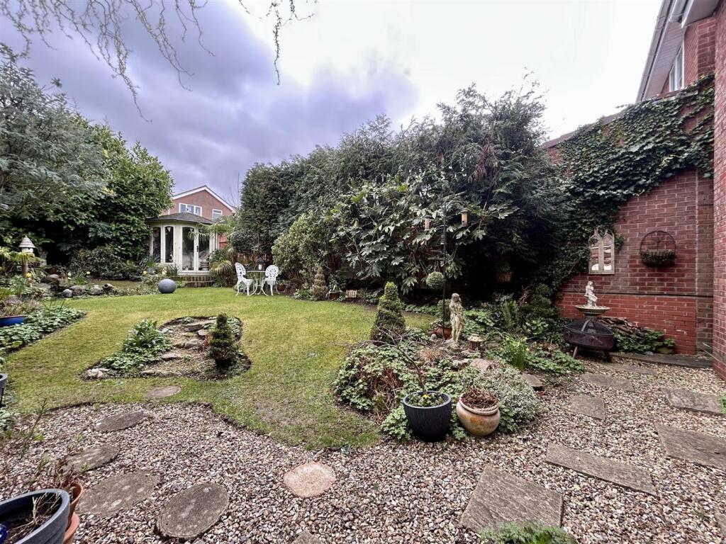 Additional image 24 of Sandringham Drive, Rowley Regis