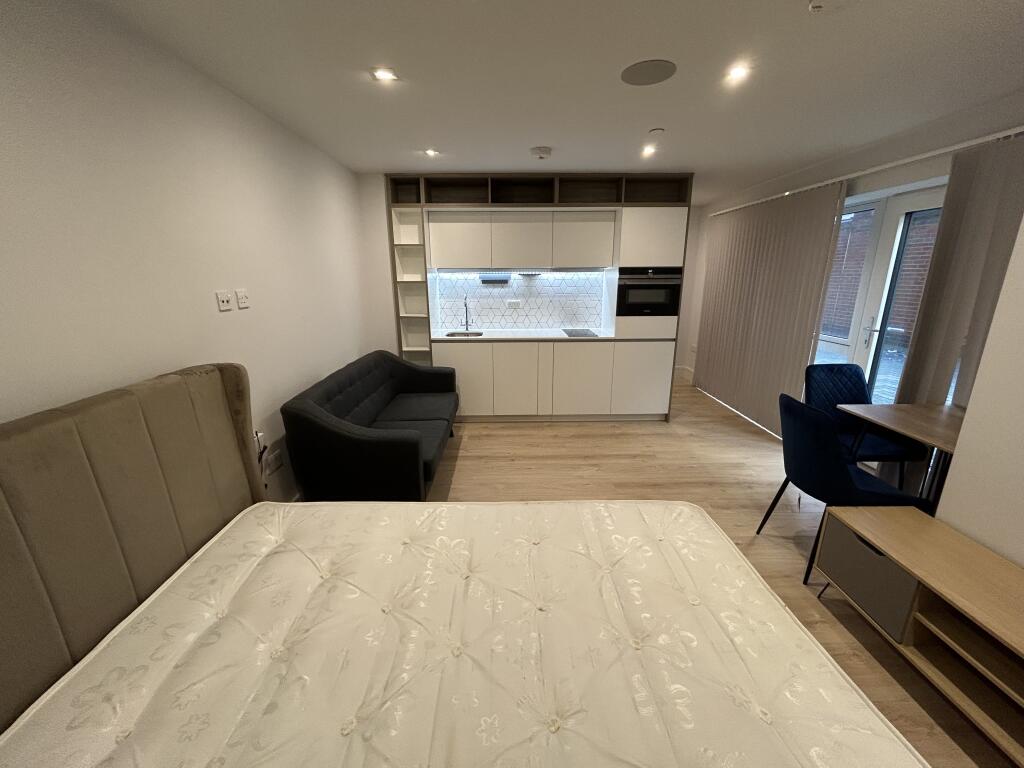 Apartment in London - View 4