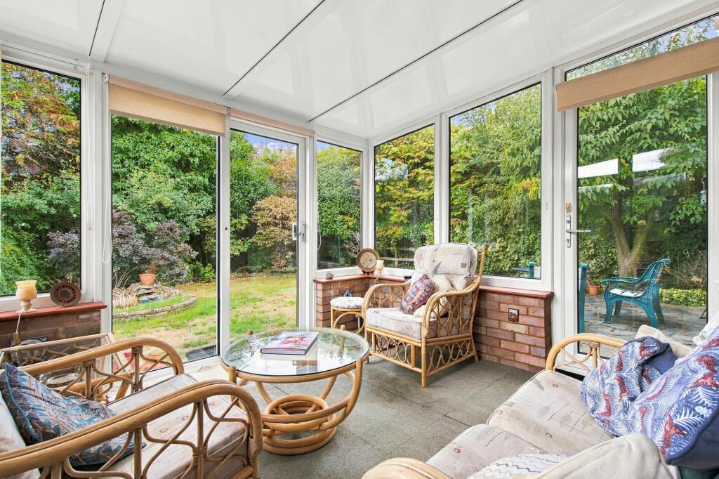 House in Slough - View 5