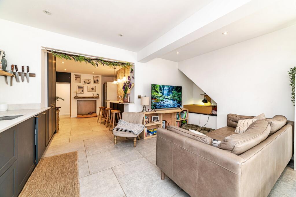 House in Reading - View 5