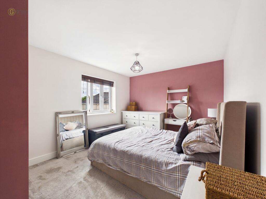 House in Sandwell, West Midlands - More