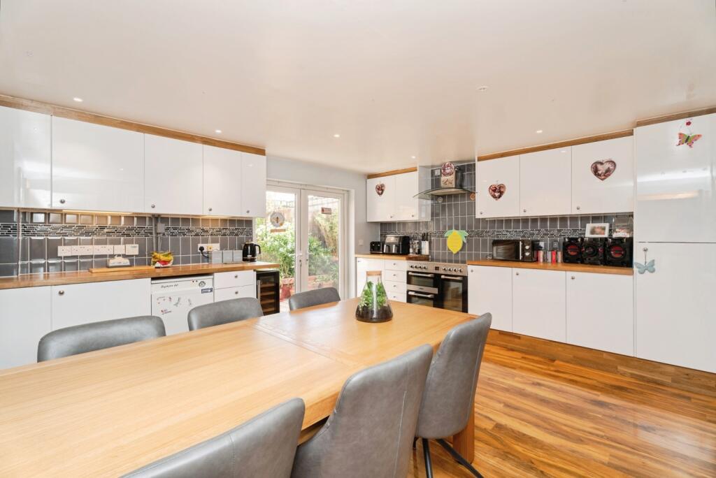 Lancaster Avenue, Fakenham, Norfolk, NR21 - View 3
