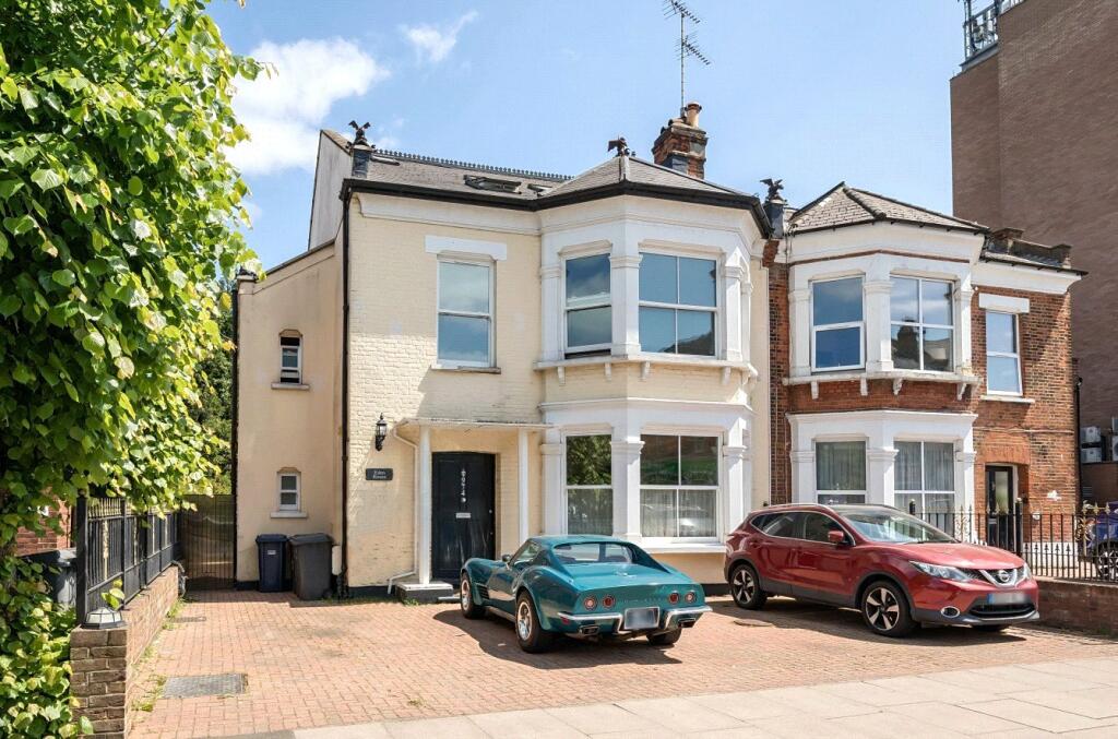 High Road, Whetstone, London, N20, London