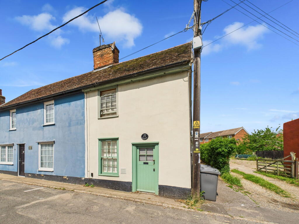 2-bed terraced on High Street, Wickham Market, £250,000