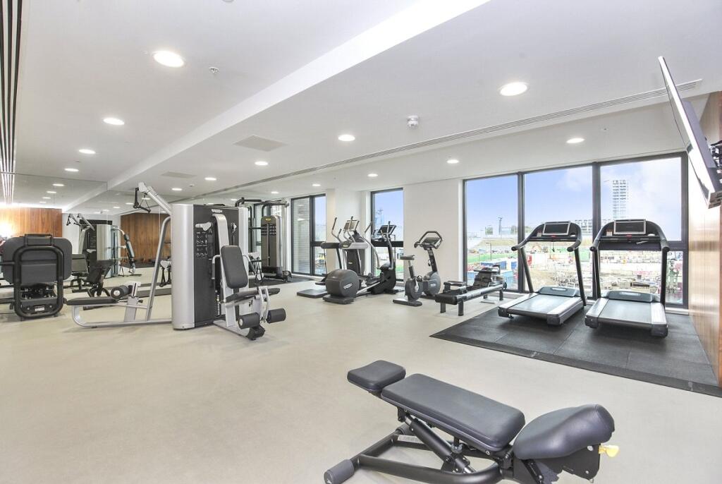 1 bedroom maisonette for rent