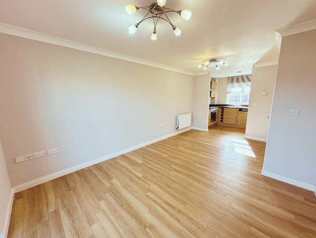 Kittiwake Court, Stowmarket photo 4