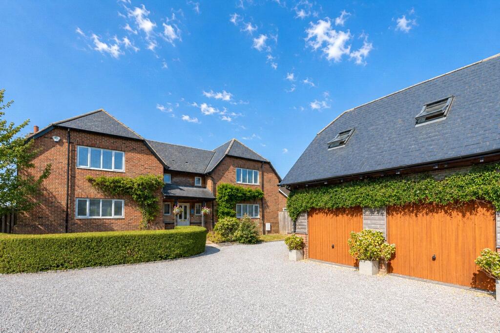 1 Ostlers Yard, Lydeway, Devizes, Wiltshire, SN10 photo 4