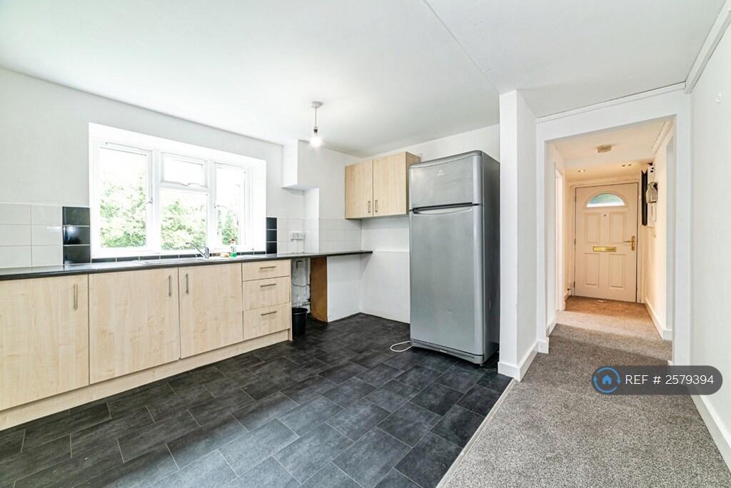 Main image of property: Hunters Hill, Reading, RG7