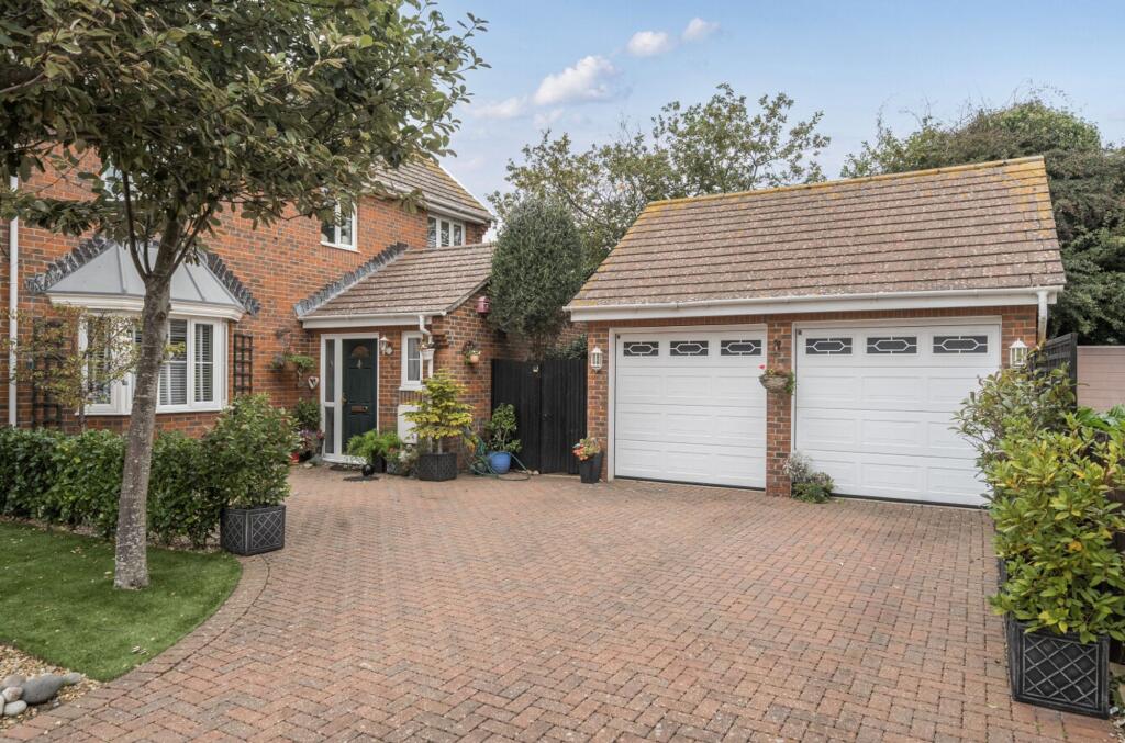 Main image of property: Mere Close, Bracklesham Bay, PO20