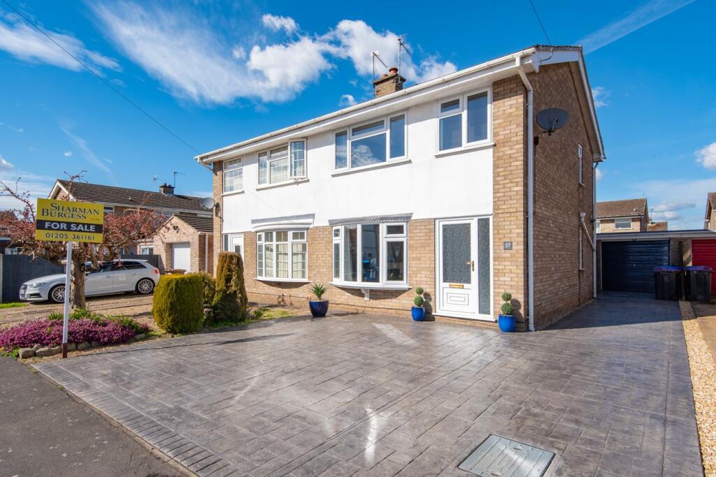 Main image of property: Manor Gardens, Boston, PE21