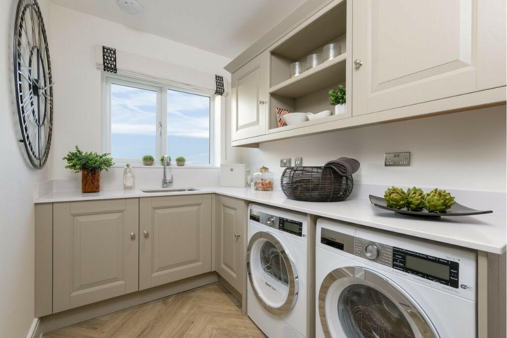House in Stockton-on-Tees, Nunthorpe - More