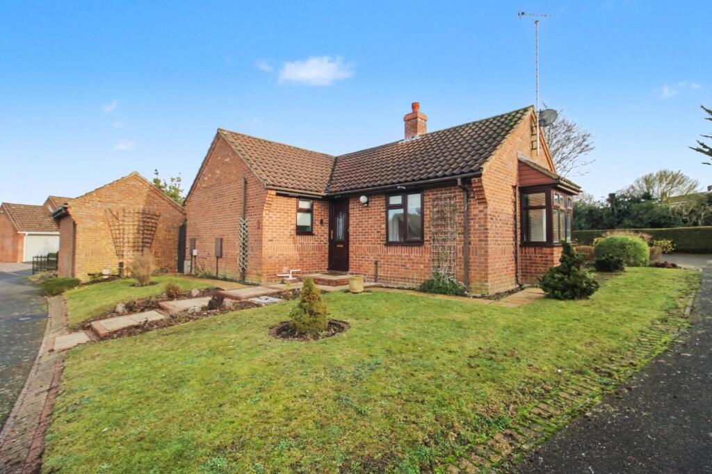 3-bed bungalow on  Holt, Norfolk, NR25, £330,000