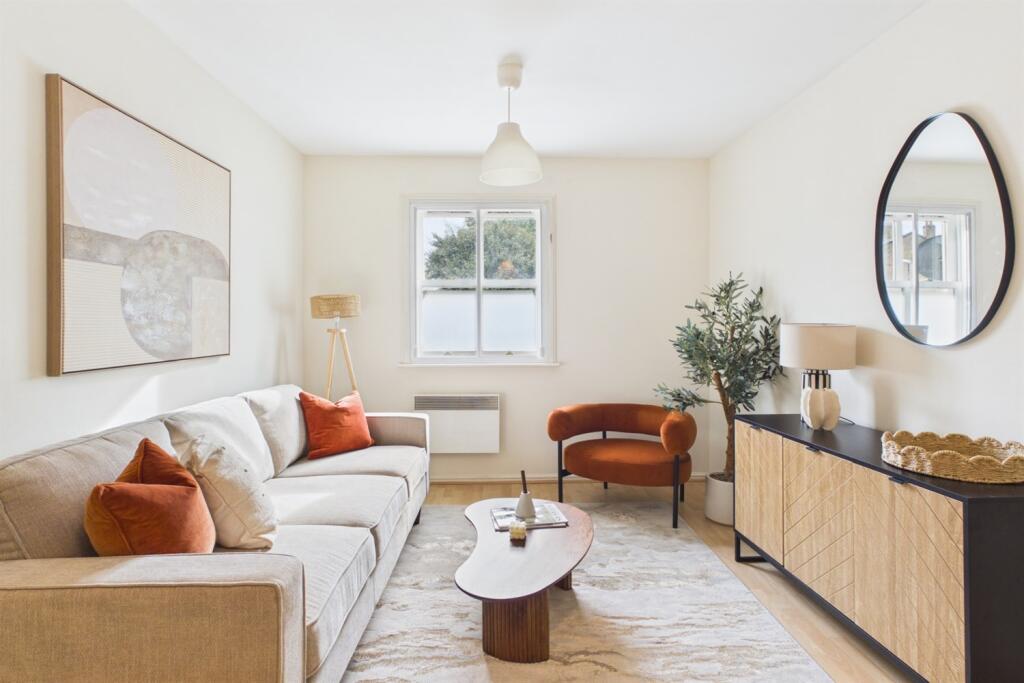 Apartment in London - View 2
