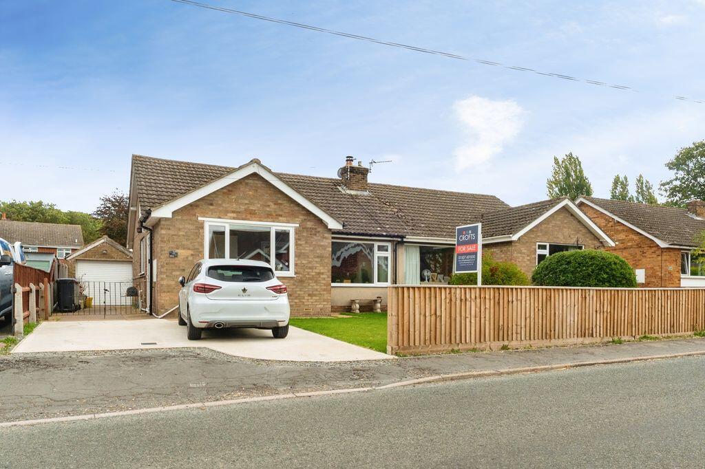 2-bed semi-detached on Northway, Louth, £170,000
