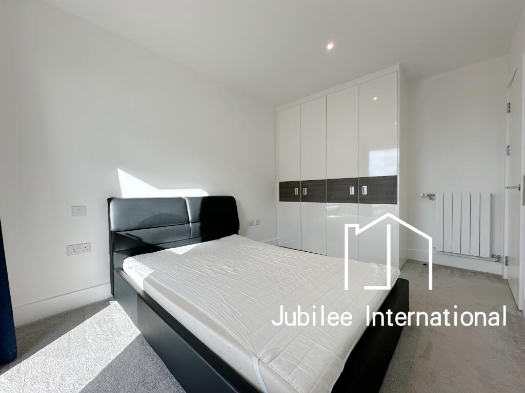 Apartment in London, Royal Borough of Greenwich - View 4
