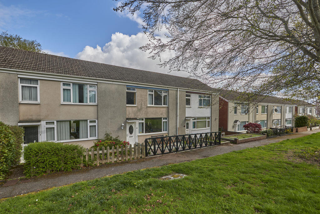 Main image of property: Carlyon Gardens, Exeter