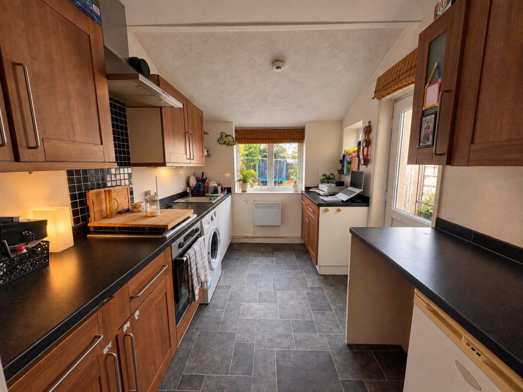 House in Southampton, Hollybrook - View 2