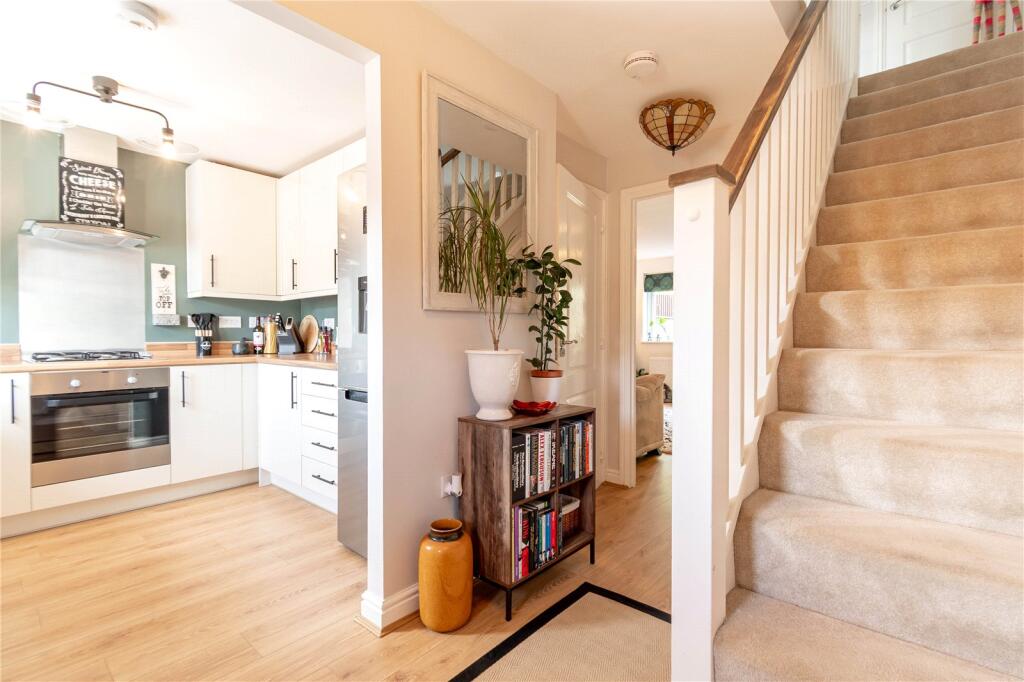 House in Marlborough, St Margarets - View 4