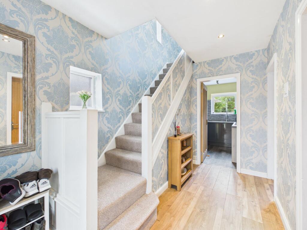 House in West Lancashire, Skelmersdale - View 2