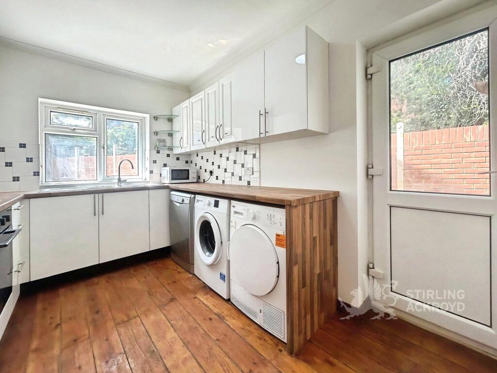 House in Guildford, Westborough - More