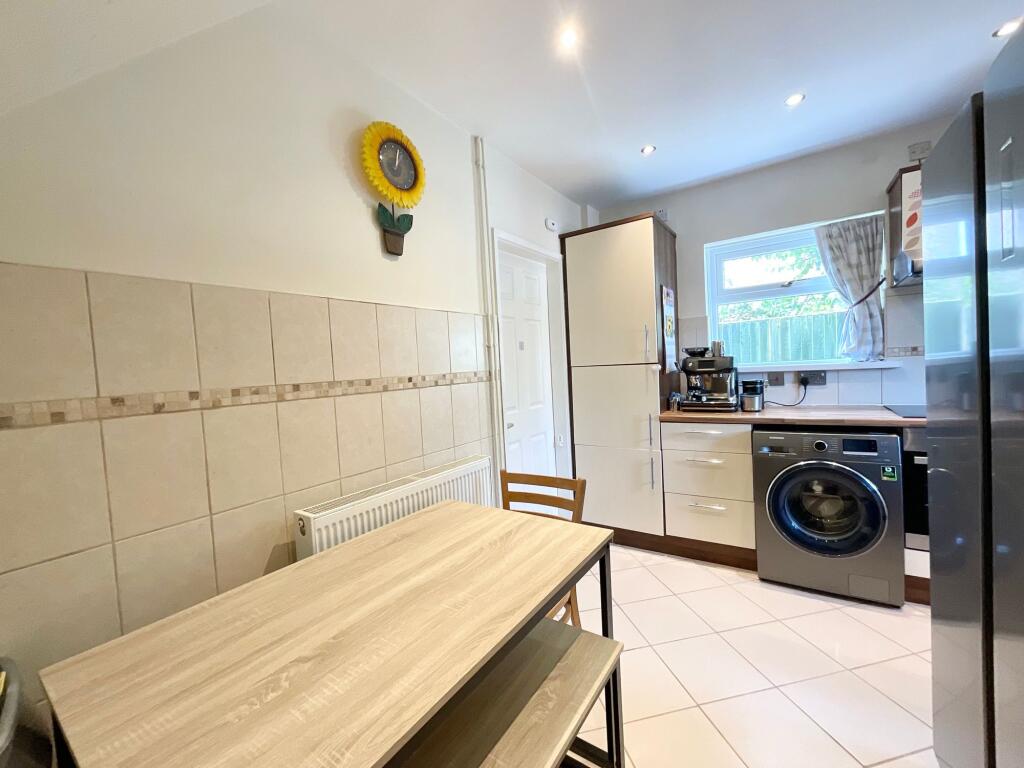 House in Stoke-on-Trent - More
