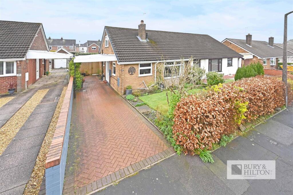 Main image of property: Park Road, Werrington, Stoke-On-Trent