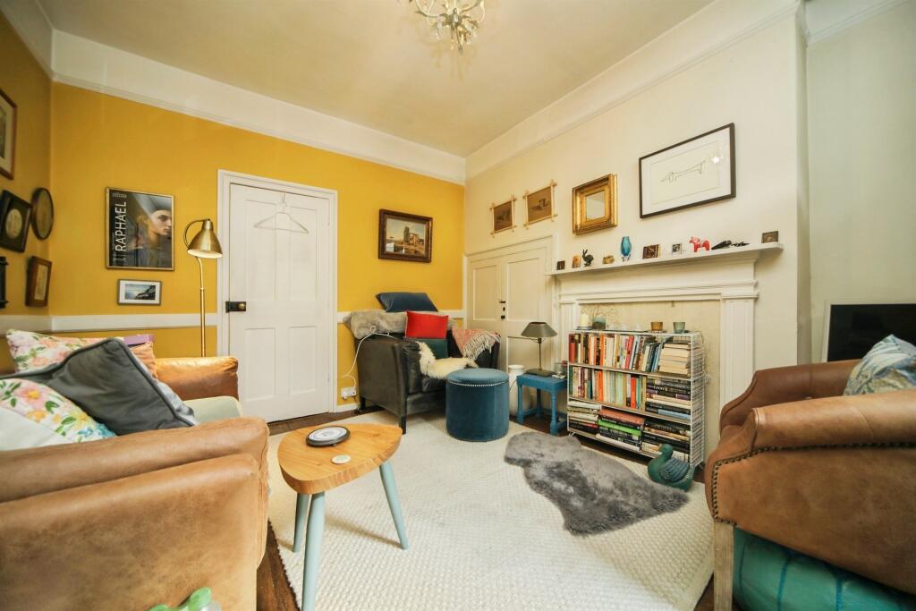 House in West Suffolk, Bury St Edmunds - View 4