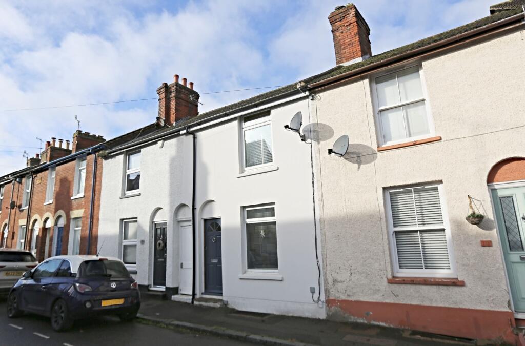3-bed terraced on St. Johns Road, Faversham, £310,000