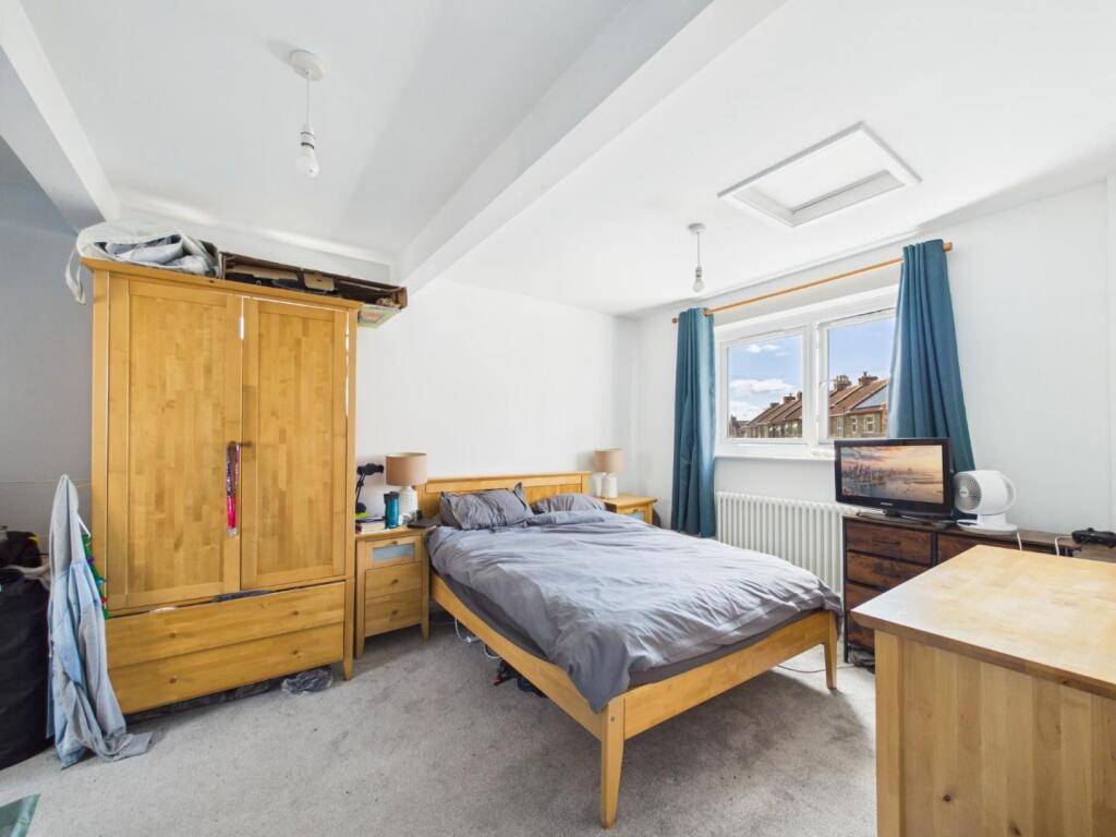 House in Bristol - View 4