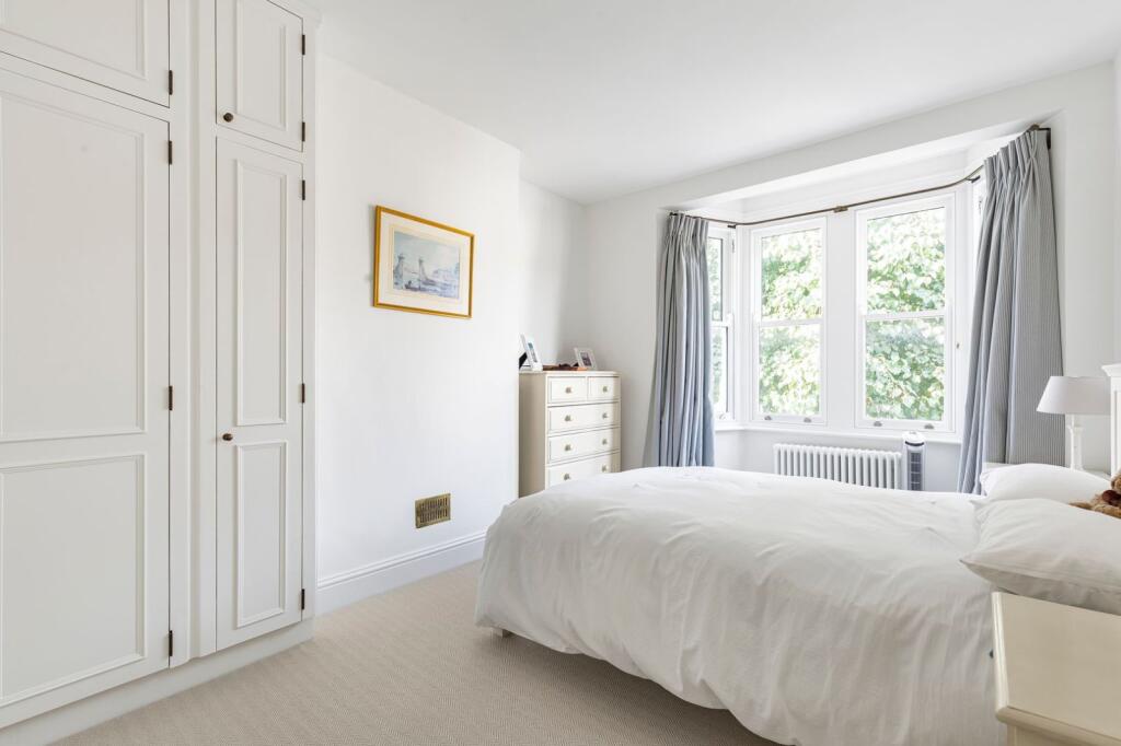 House in London, Summerstown - View 4